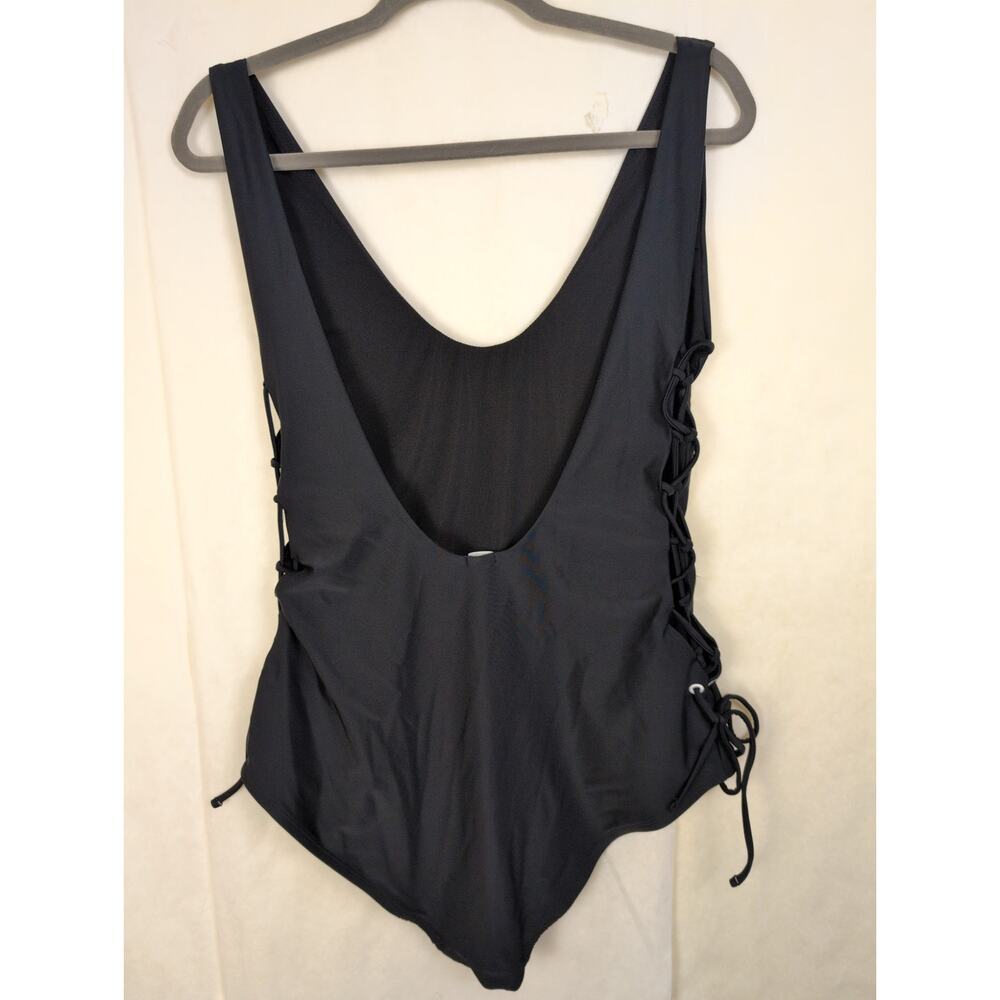 Aerie side lace up one piece bathing suit Size Large Swim Beach Minimal Vacation - Picture 2 of 8
